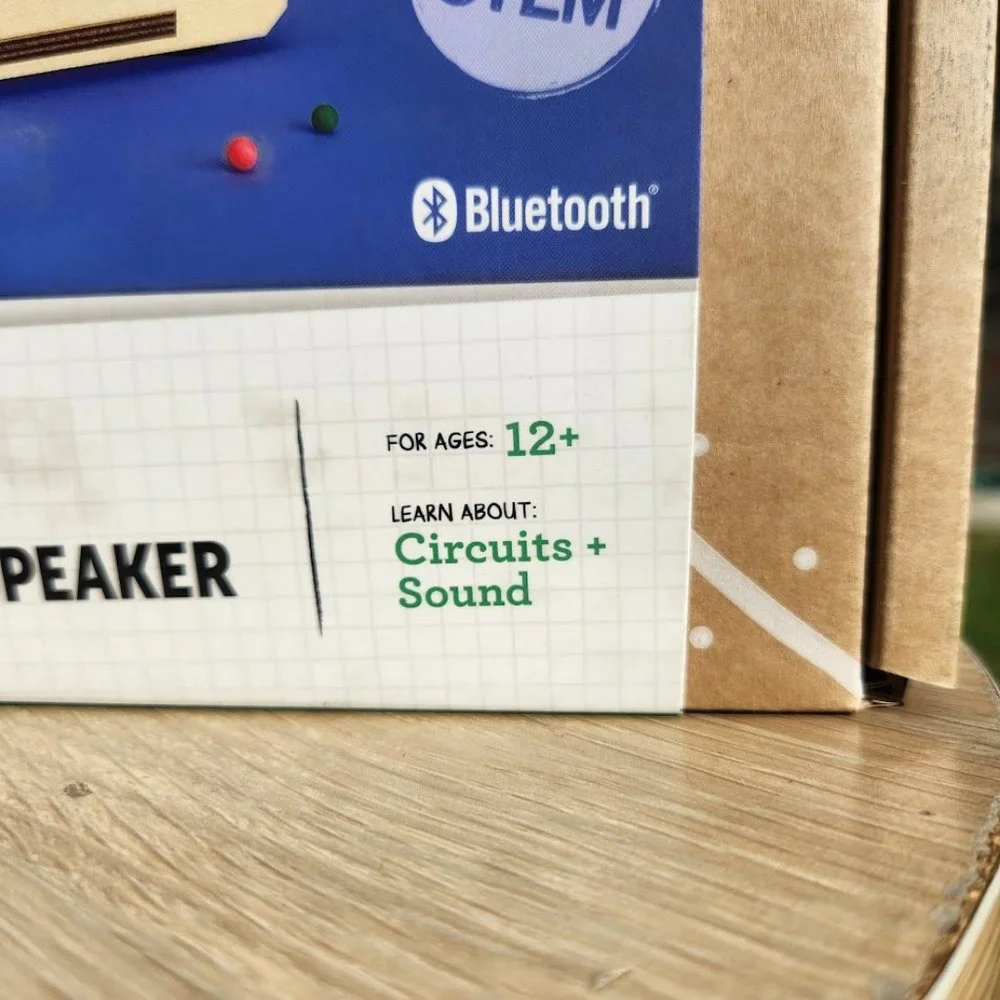 NEW KiwiCo. Kiwi Co. Kinetic Lights Speaker Science Kit STEM Engineering circuit